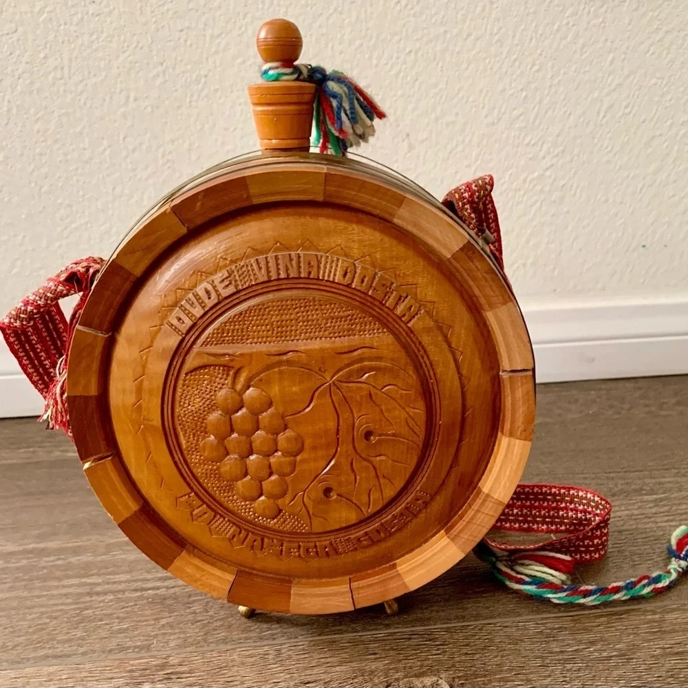 Vintage Wood Flask Conteen. Fluid Capacity Untested